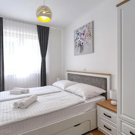 Apartament Luna With Free Parking Zadar
