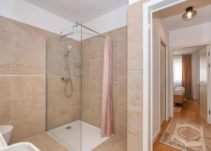 Luna With Free Parking * Zadar